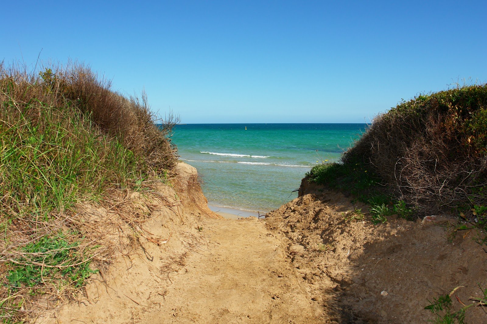 Apani, spiaggia del Salento (adriatica), scogli