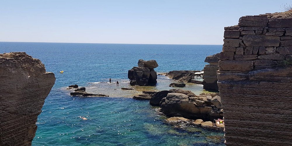 Cala Fontanelle, spiaggia del Salento (leuca), scogli
