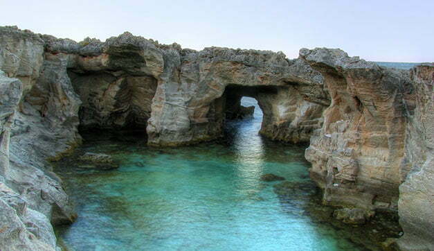 Canale del Rio, spiaggia del Salento (leuca), scogli