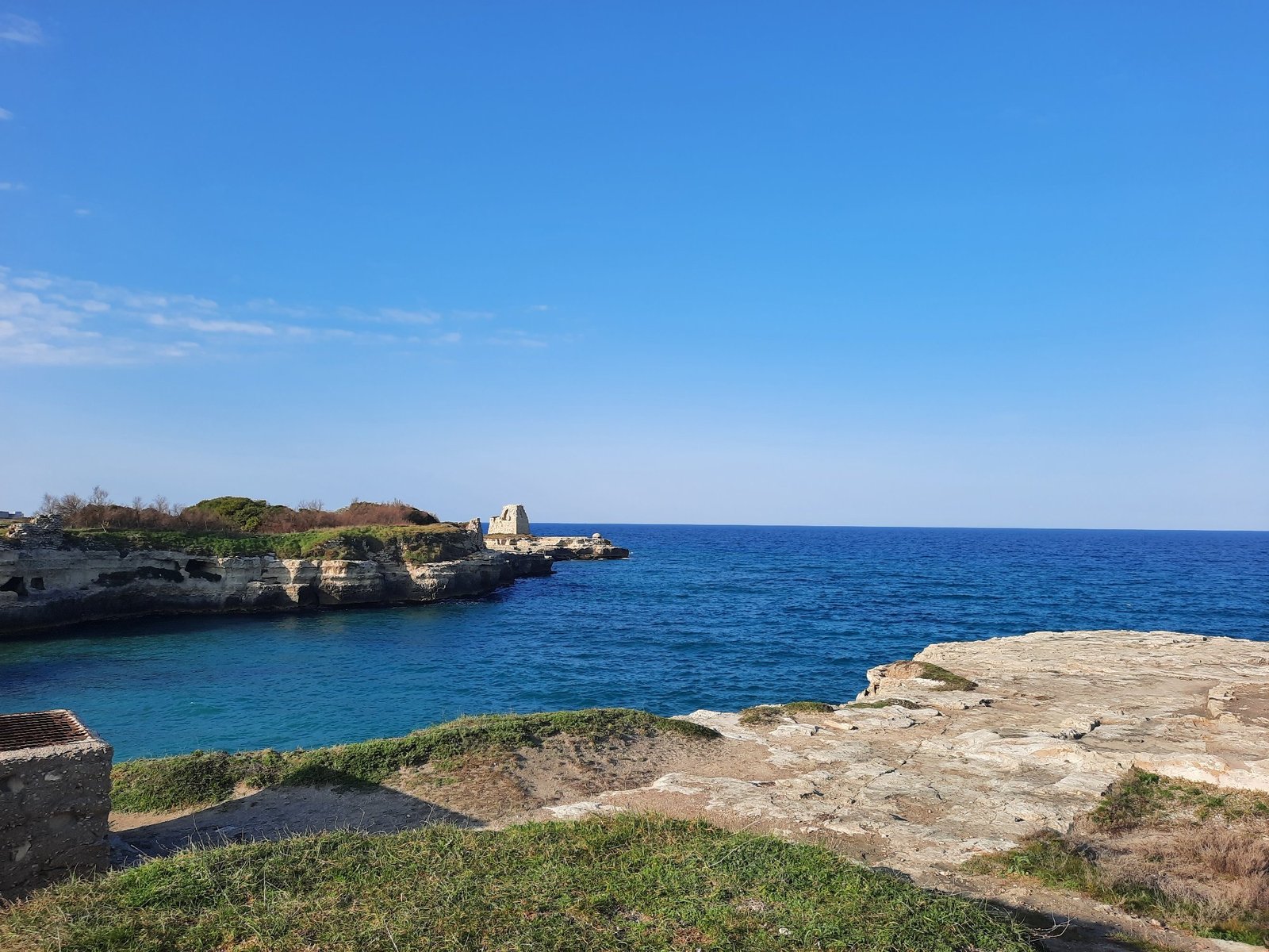 Roca Vecchia, spiaggia del Salento (adriatica), scogli