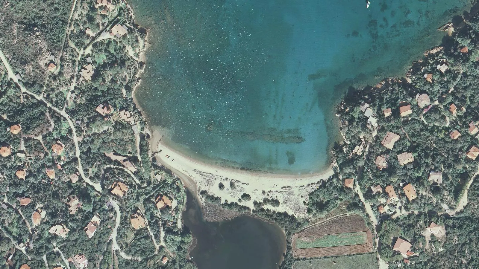 Vista aerea di Cala Girgolu