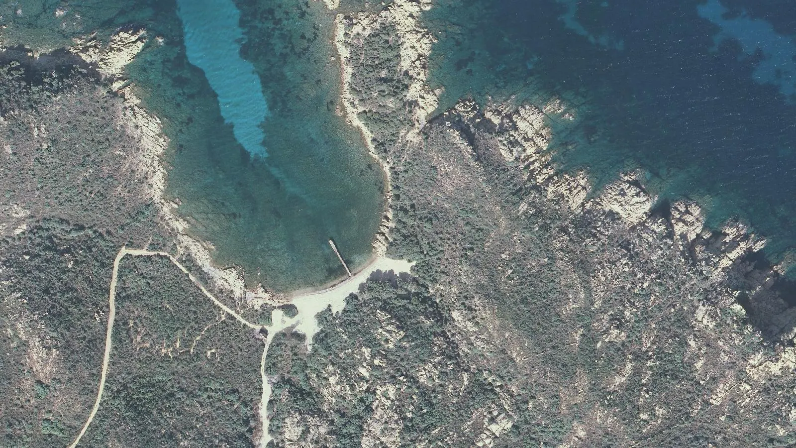 Luftbild von Cala Monti Zoppu