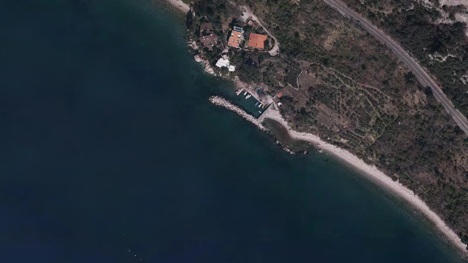 Luftbild von Canovella degli Zoppoli / Pri čupah