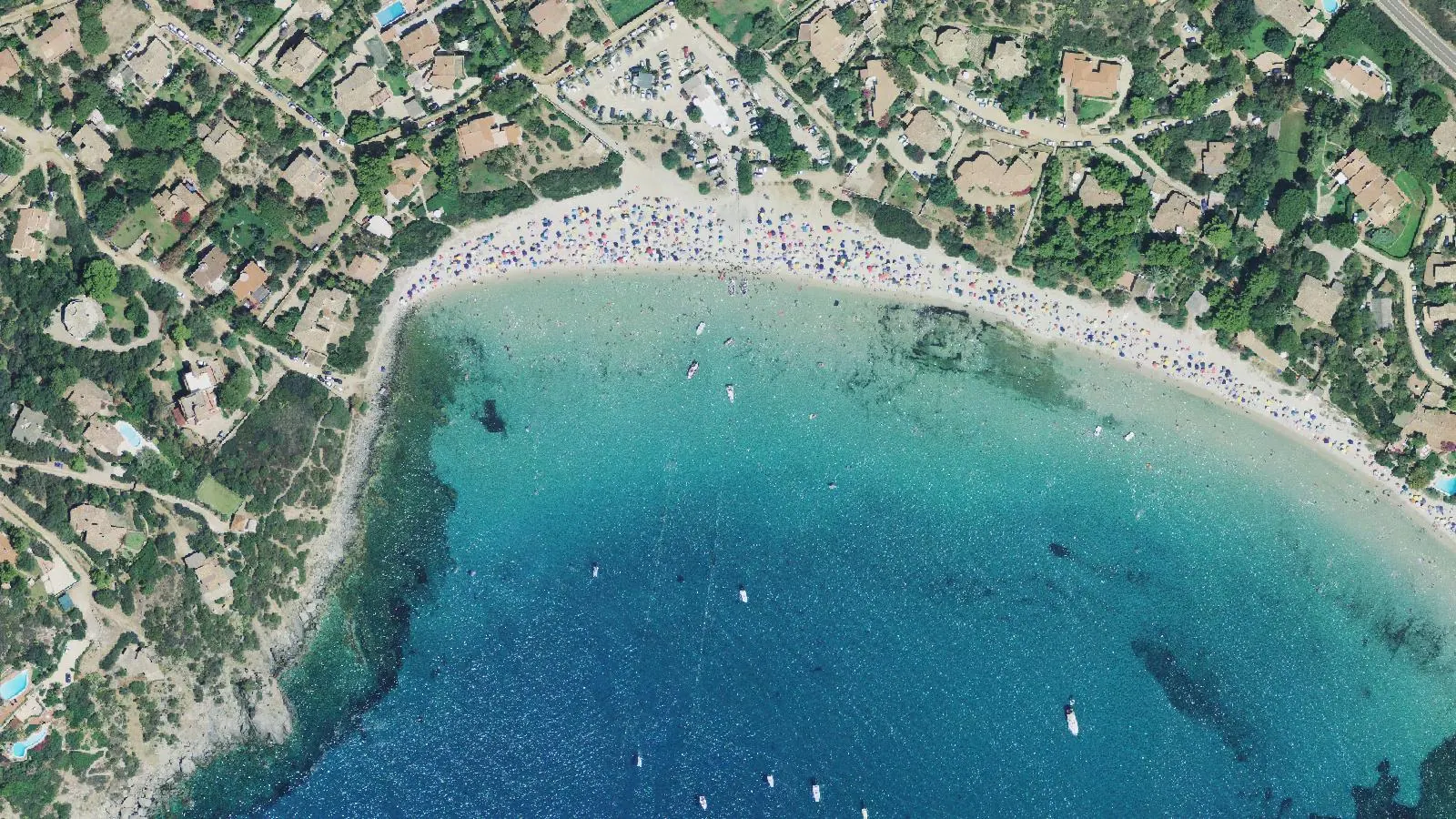 Aerial view of Genn'e Mari