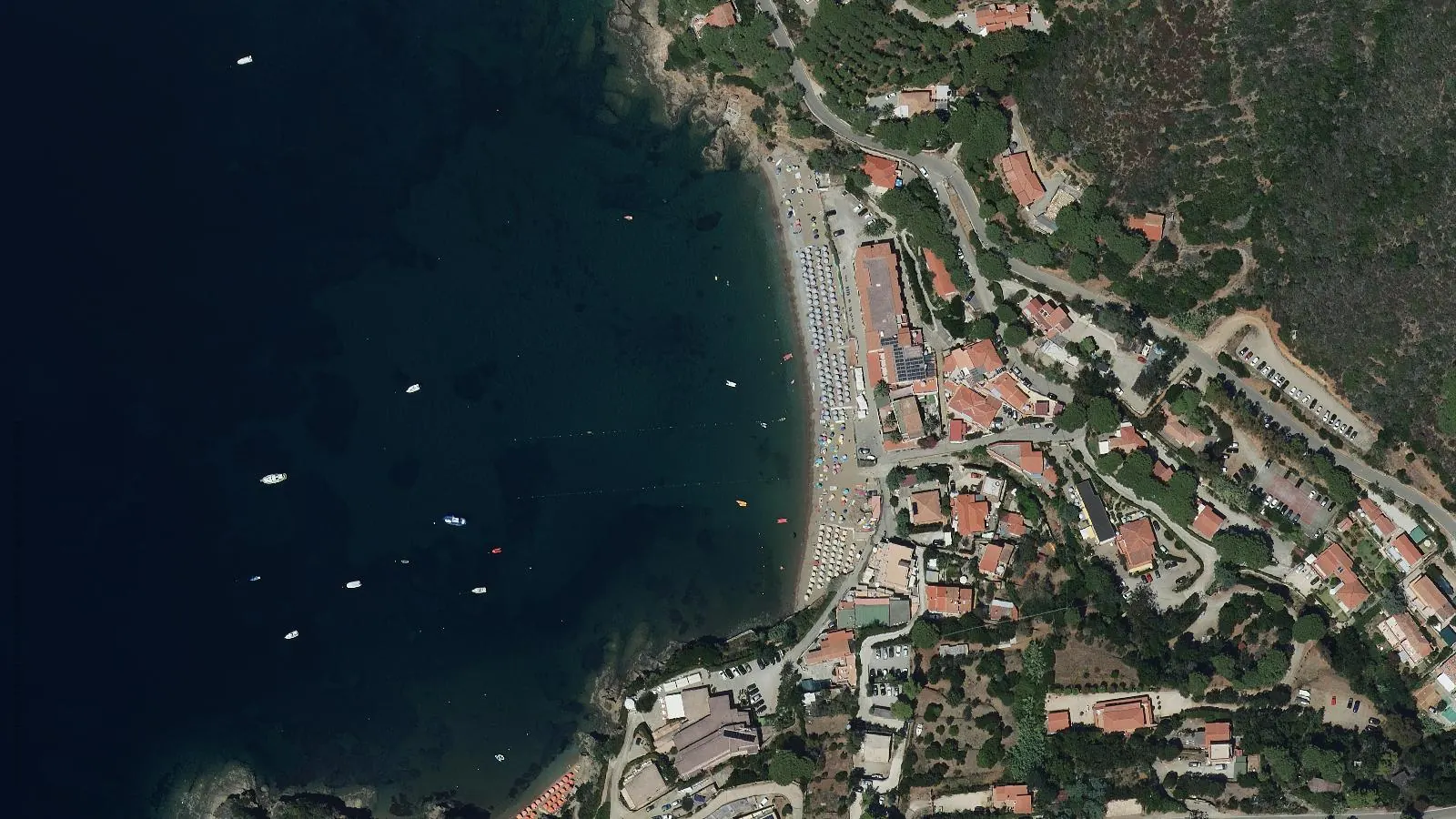 Vista aerea di Pareti