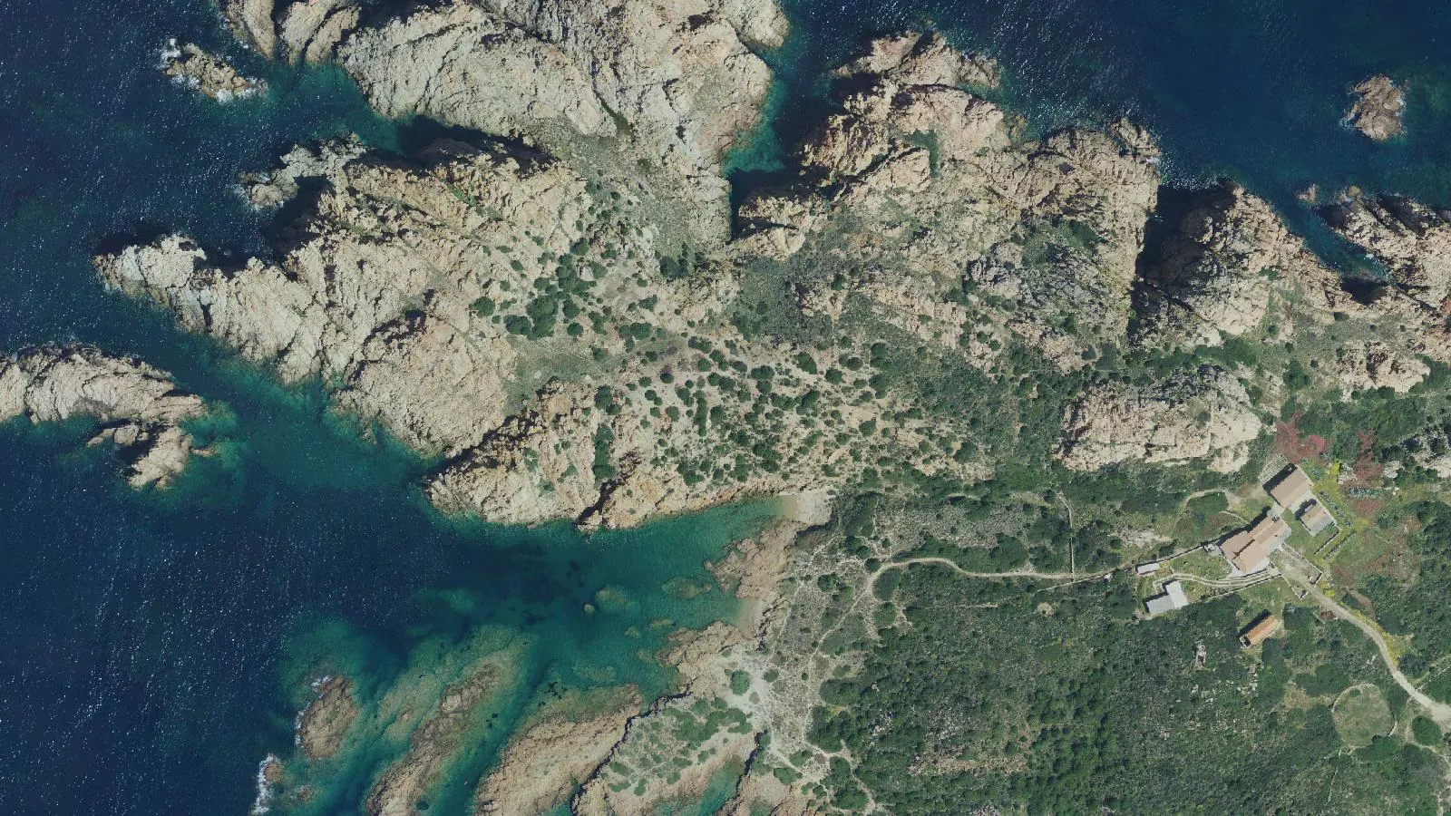 Vue aérienne de Punta Canneddi
