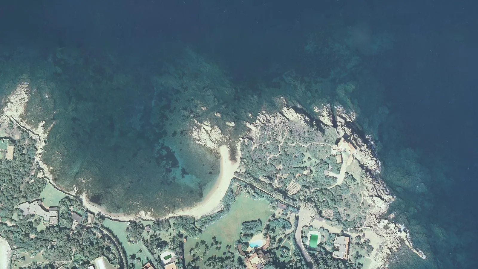 Vista aerea di Punta Volpe