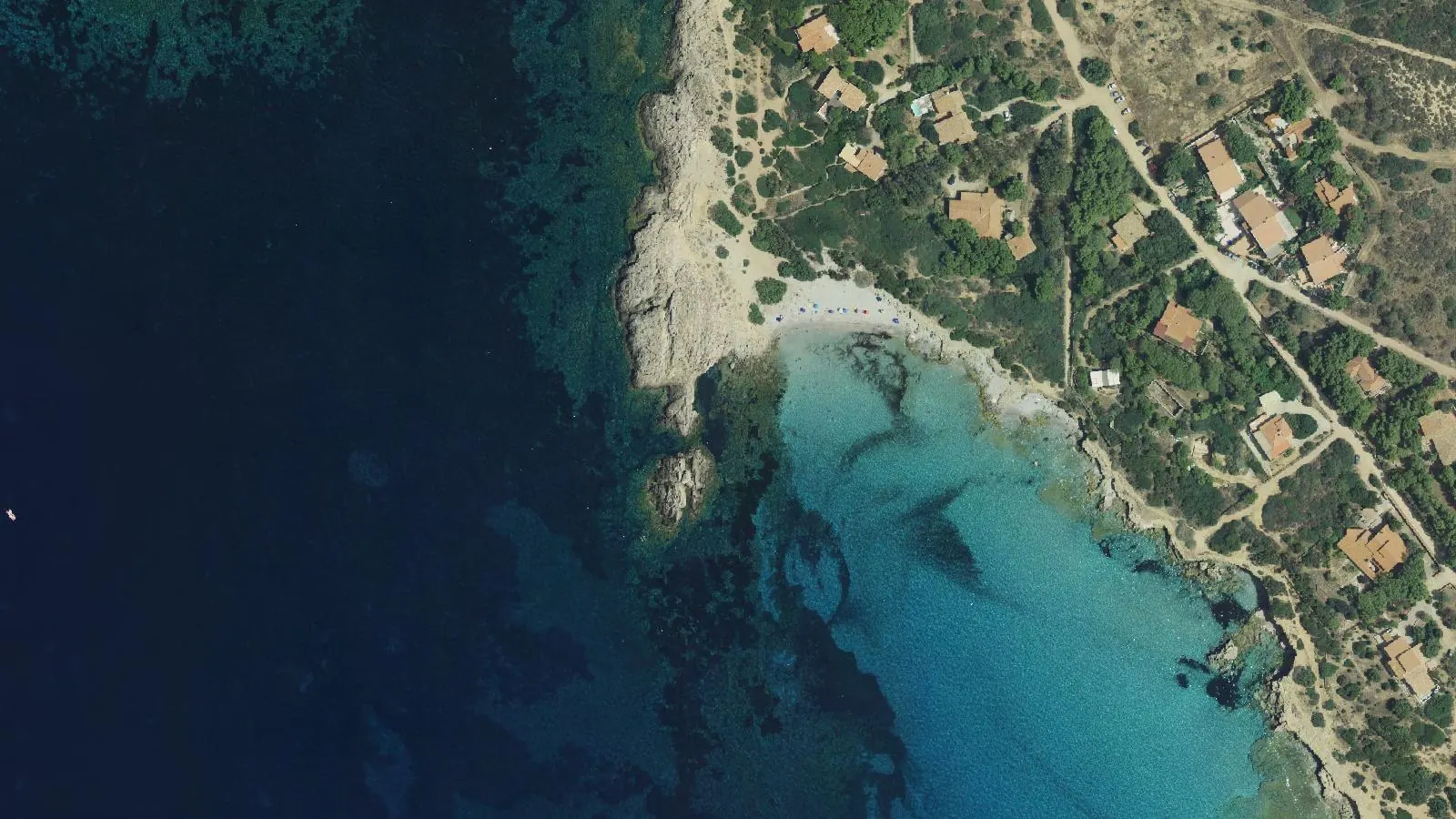 Luftbild von Spiaggia dei Francesi
