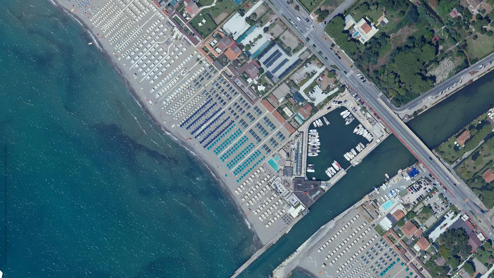 Vue aérienne de Spiaggia del Cinquale
