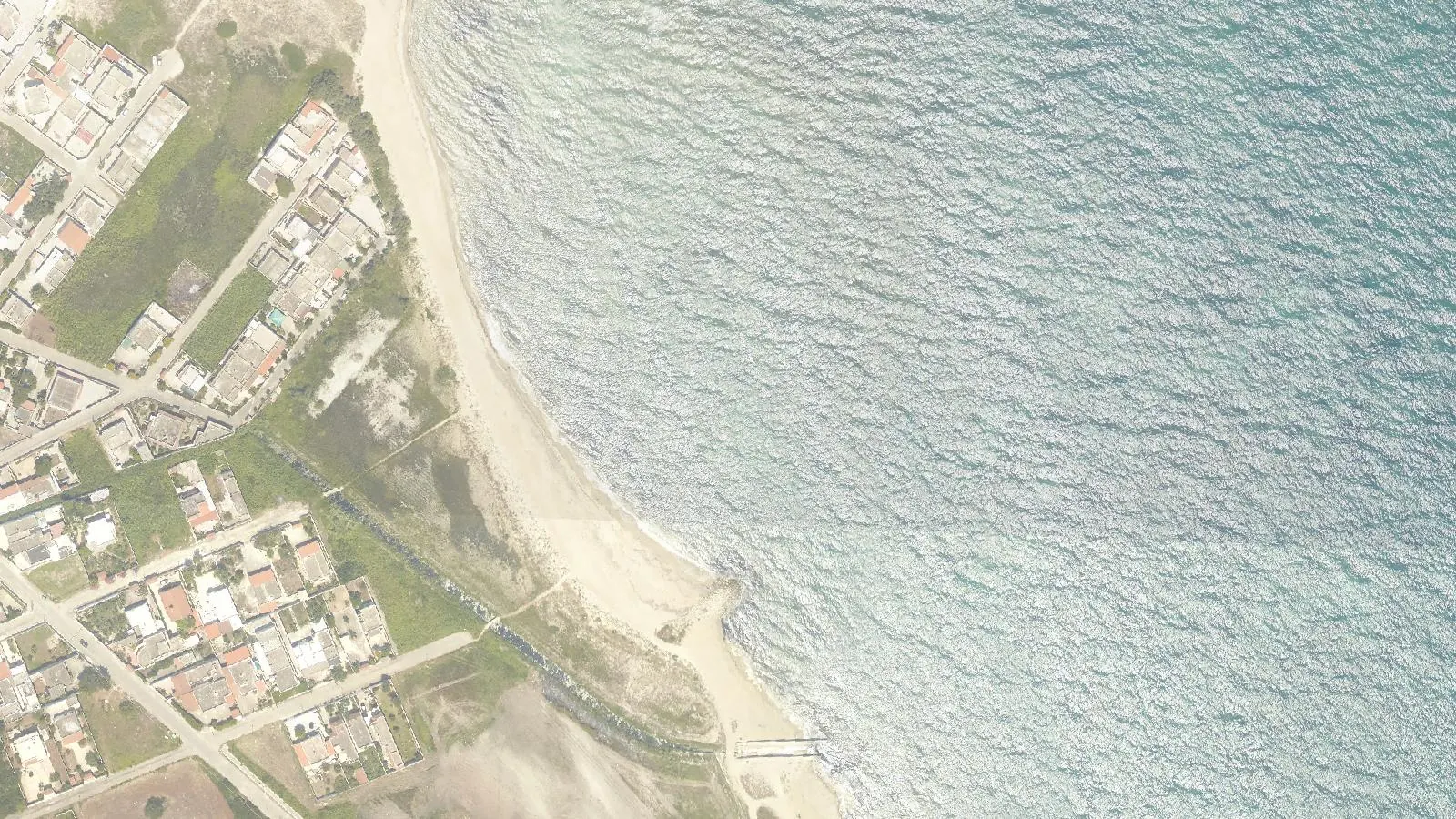 Vue aérienne de Spiaggia del Conte