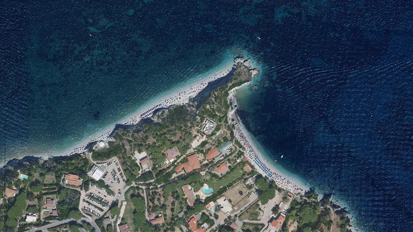 Vue aérienne de Spiaggia della Padulella