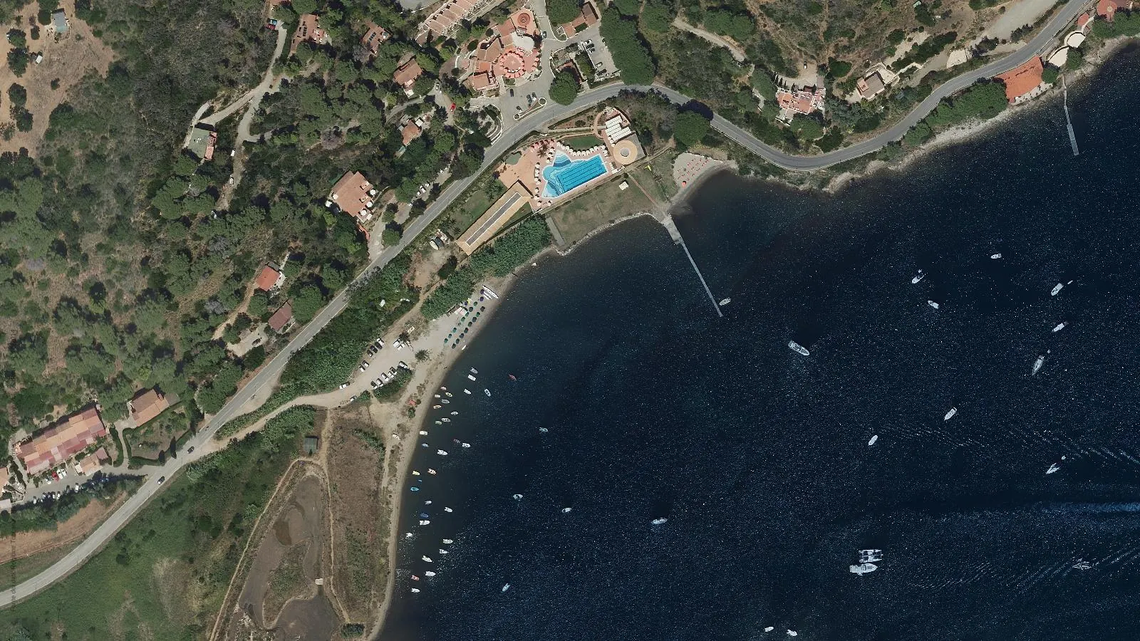 Luftbild von Spiaggia di Mola