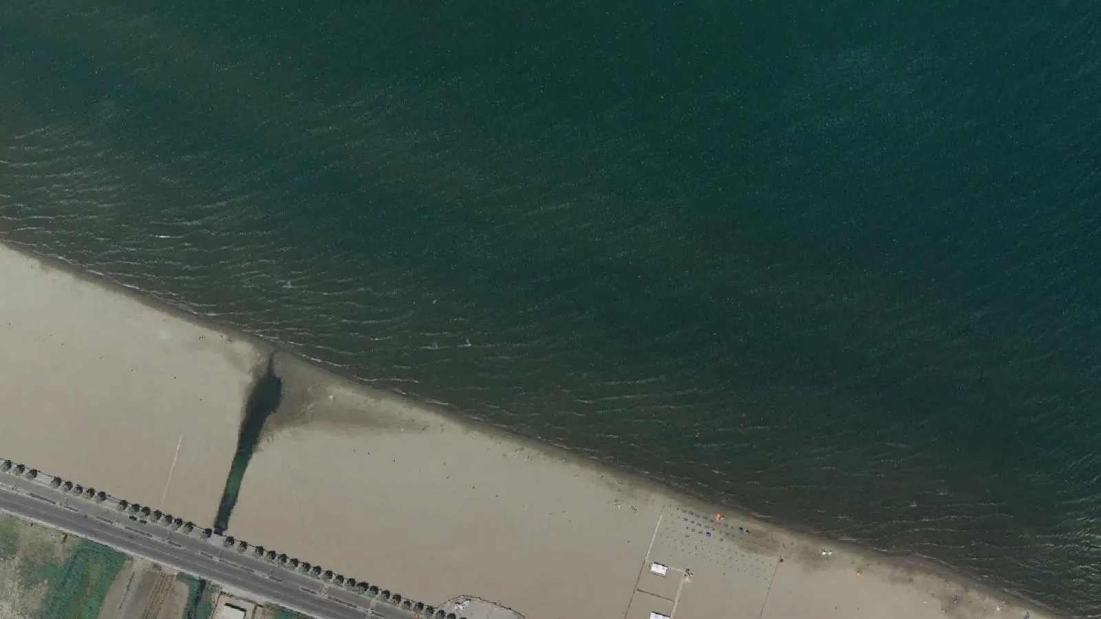Vista aerea di Spiaggia di Ponente