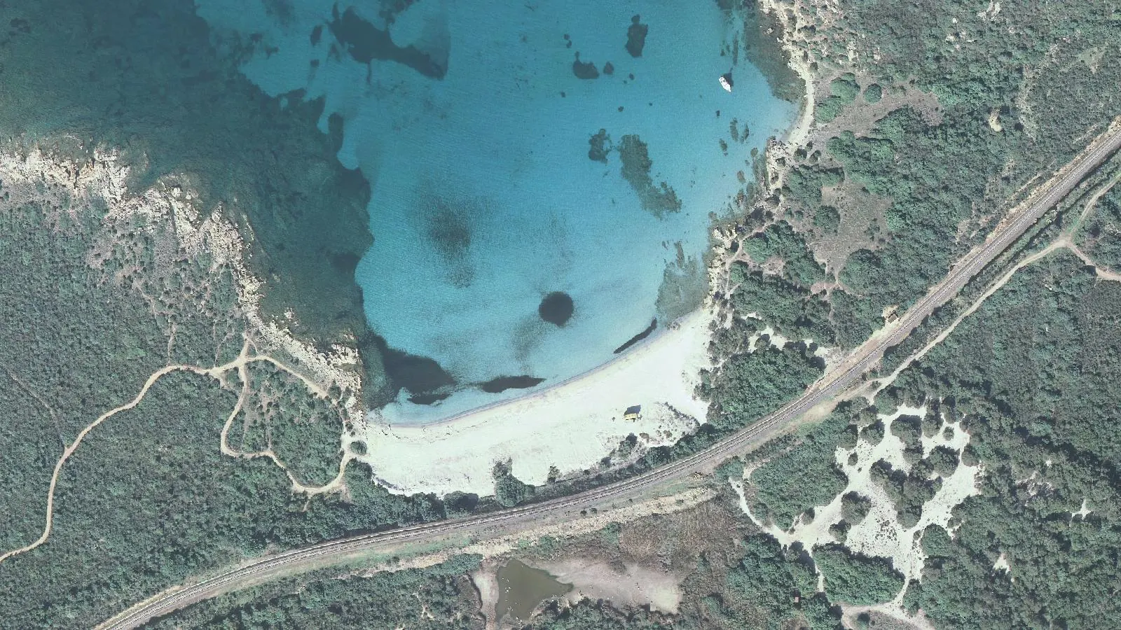 Vista aerea di Spiaggia Sabina