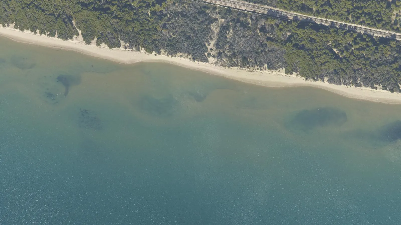 Vue aérienne de Spiaggia Verde Mare