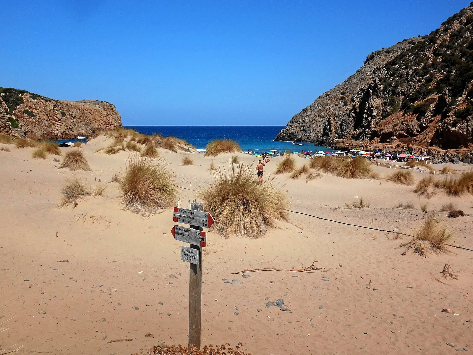 Spiaggia Cala Domestica