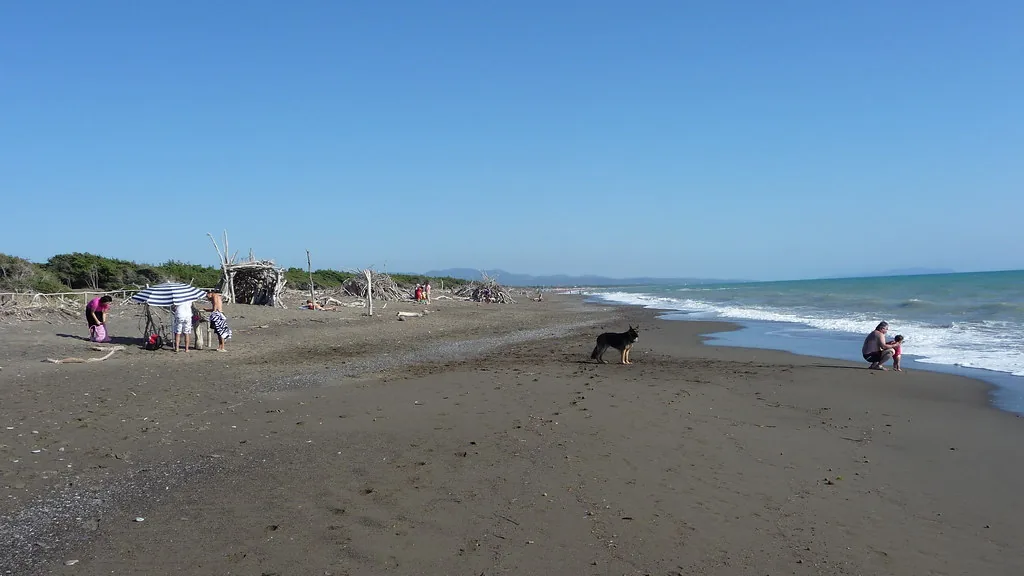 Spiaggia dei Tomboli di Cecina