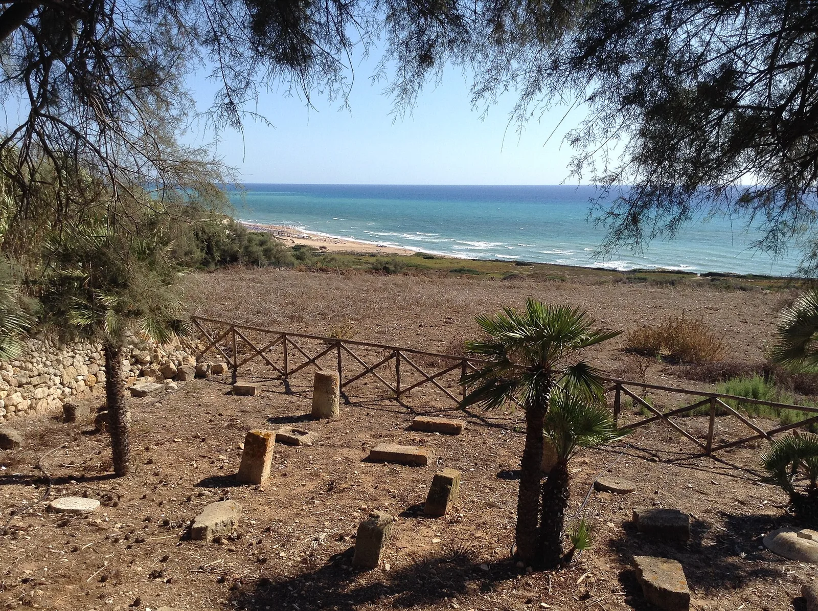Contrada Cammarana beach