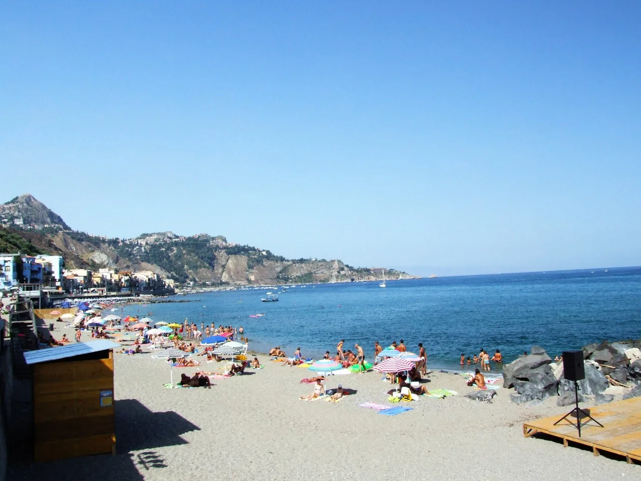 Plage de Giardini-Naxos