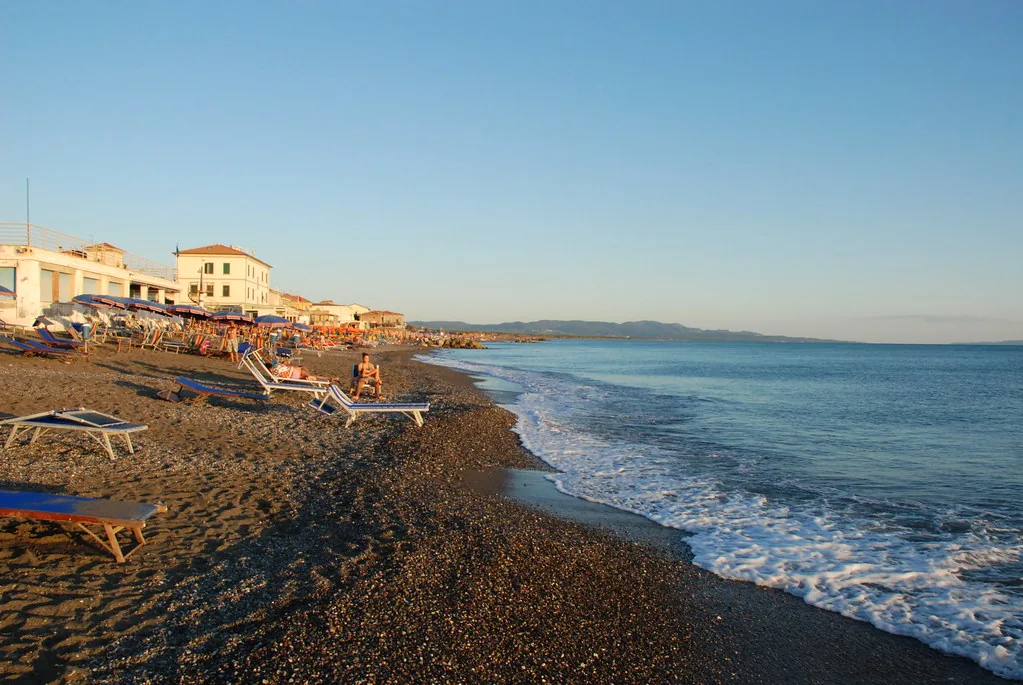 Marina di Cecina beach
