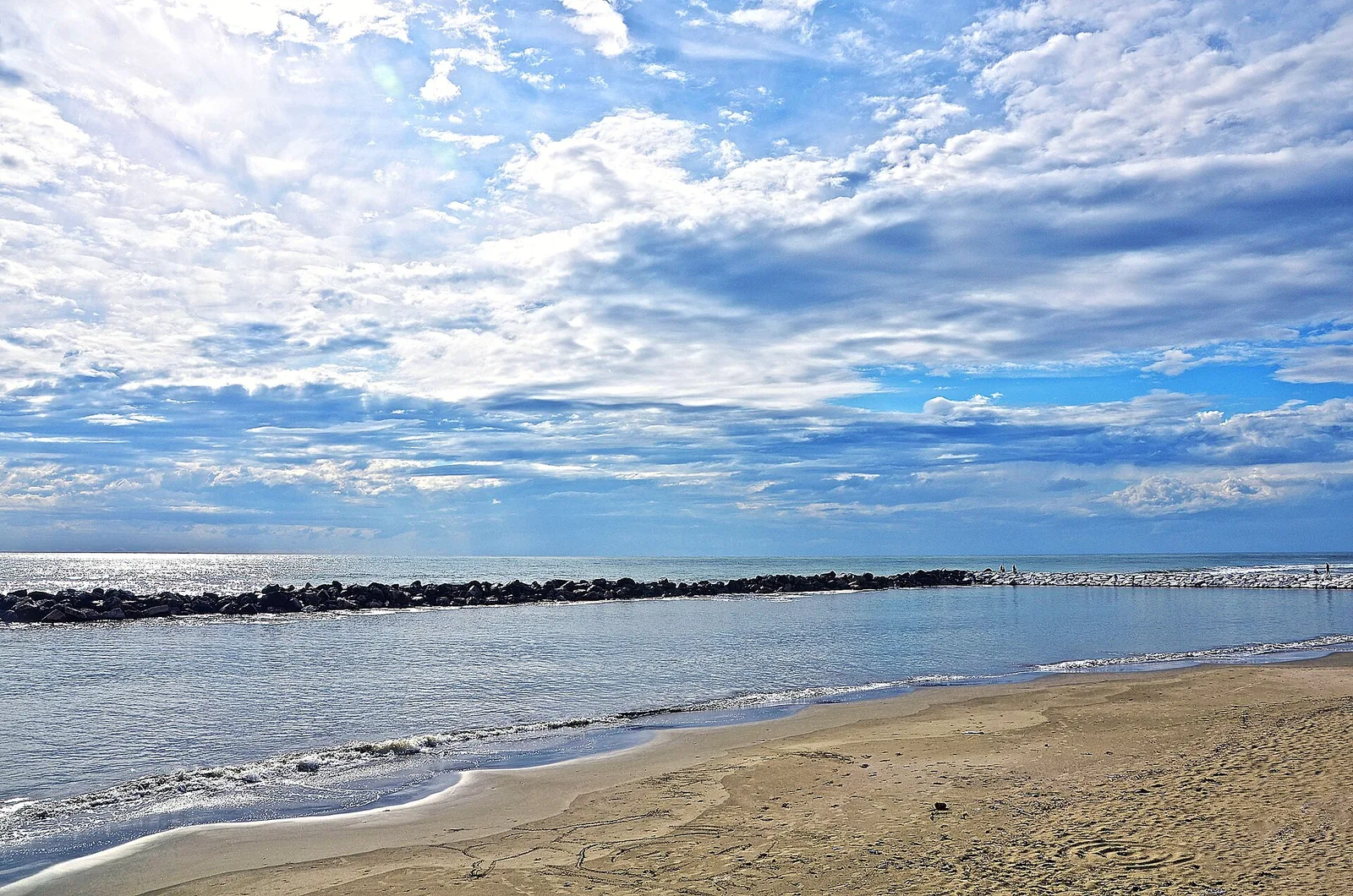 Marina di Pisa beach