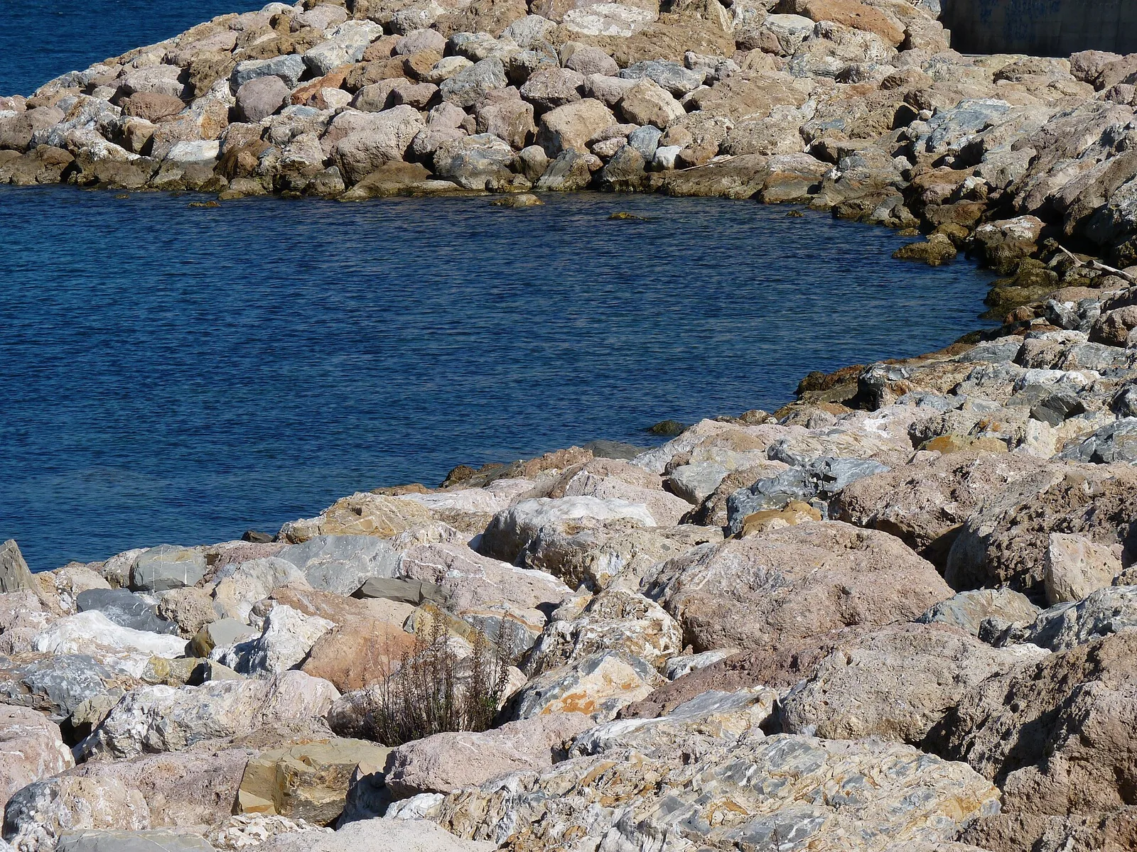 Mezzacqua beach