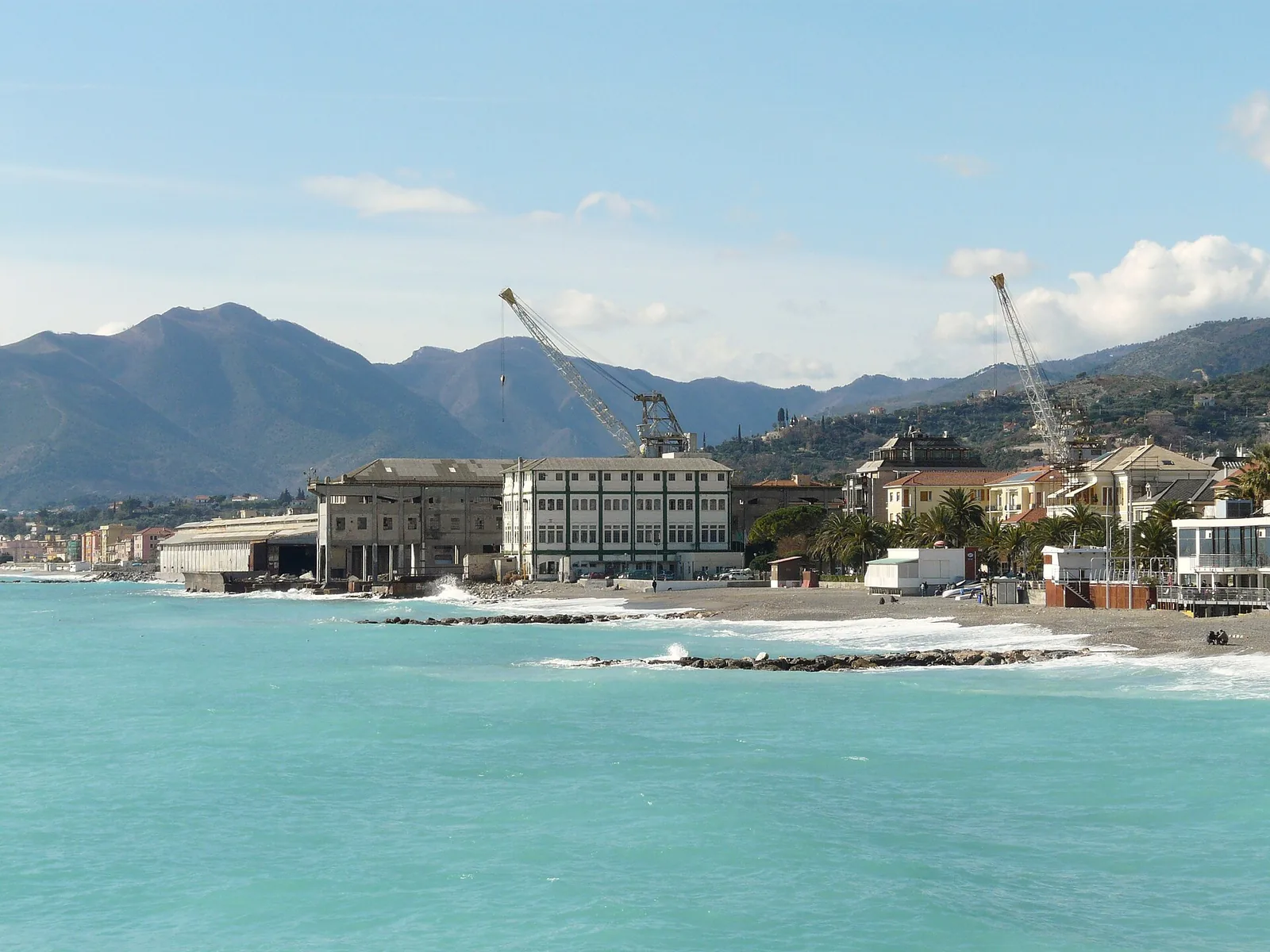 Pietra Ligure beach