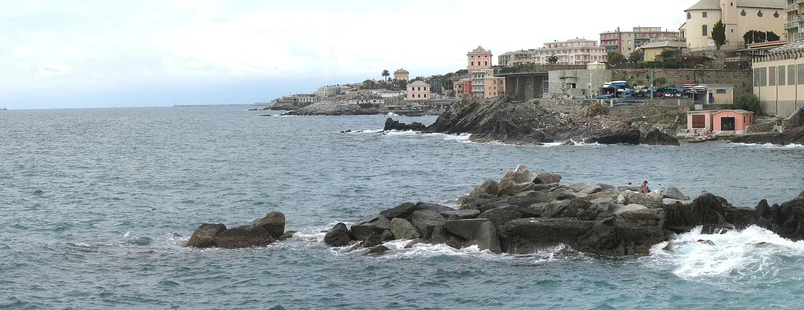Quinto al Mare beach