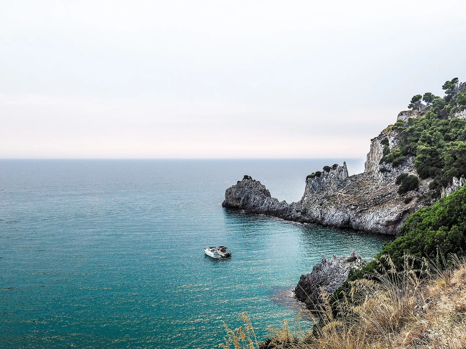 Spiaggia libera Amalfi